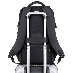 Mochila inteligente multifunción de gran capacidad para hombre, logotipo personalizado, diseño geométrico, ideal para negocios y viajes. - Product Image 4