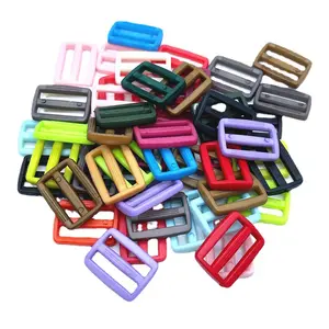 Hebilla de tres niveles de plástico hebilla de ajuste accesorios de equipaje mochila hebillas coloridas en stock