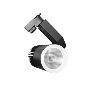 En gros Meilleure Vente Grand Spot LED Noir 3 Plaqué Piste Intérieure Lumineuse Économie D'énergie DJ Éclairage De Scène Vietnam Usine - Product Image 5