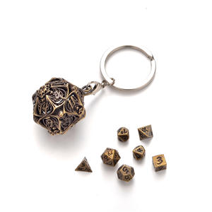 Медный мини-набор многогранных кубиков 6 мм с гравировкой для настольных ролевых игр DND RPG - Product Image 2