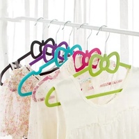 AINARE Cintres en velours pour enfants avec nœud mignon, antidérapants, floqués, pour vêtements de bébé, gain de place, cintres pour manteaux et pantalons d'enfants avec crochet