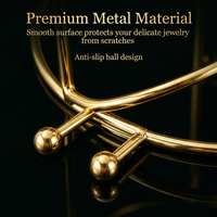 3-stufiger Goldener Kronen-Präsentationsständer Metall-Tiara-Halter Mehrschichtiger Schmuck-Organizer mit Rutschfester Kugelbasis