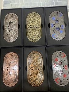 Plateau de jeu de dés double roulette en métal polyédrique 7-en-1 en forme d'engrenage pour RPG, Cosplay et <span class=keywords><strong>DND</strong></span> (Dungeons and Dragons) avec logo personnalisé - Product Image 1