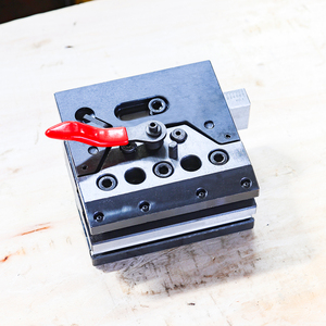 Abrazadera de Prensa Plegadora de Excelente Calidad, Abrazadera de Plegado CNC de Grado Industrial para Máquina de Prensa Plegadora - Product Image 2
