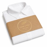 Étiquette en papier kraft avec estampage à chaud pour vêtements et présentation de chemises