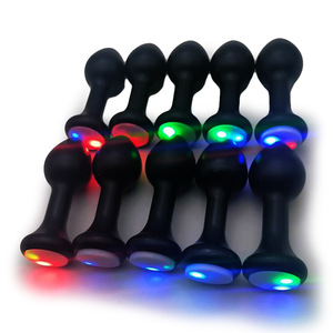 2025 nuova luce colorata lampeggiante anale <span class=keywords><strong>plug</strong></span> led luce incandescente in metallo g spot anale <span class=keywords><strong>plug</strong></span> sex toy per donne uomini - Product Image 1