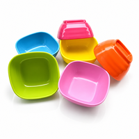 Ronde, op maat gemaakte logo herbruikbare plastic saladekom, kleurrijk hart-ster-vrucht design, zoals gevraagd, klassieke fabrikant.