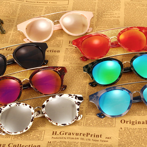Maidis Cat Eye Sunglasses Red Marbled Frame Gold Metal UV400 Protection Women's Fashion Sun Glasses - Product Image 2
