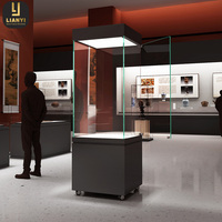 La collection verticale de vitrine de bijouterie expose la vitrine en verre pour le musée utilisé