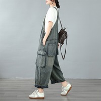Nouvelle collection Printemps 2026 En gros Salopette en jean ample pour femme, délavée à l'acide, avec poches cargo, coupe courte, coupe oversize, à revers, style vintage, grande taille