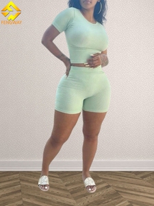 Set di pantaloncini in due pezzi con Logo personalizzato per <span class=keywords><strong>donna</strong></span> tinta unita tuta sportiva da <span class=keywords><strong>donna</strong></span> - Product Image 3