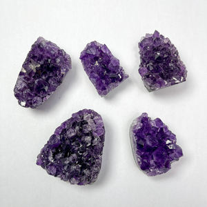 Fabrieksprijs Natuurlijke Hoge Kwaliteit Amethist Kristallen Clusters Geode Helende Kristallen Helende Edelsteen Te Koop - Product Image 5