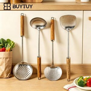 Espátula para wok de titanio Buytuy, mango de madera de sándalo negro y dorado, utensilio de cocina multifunción para freír y rehurgutinar en sartenes antiadherentes - Product Image 5
