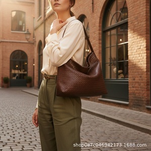 Los Nuevos Mancuernillas Tejidos a Cuadros Son de Moda, Estilo Europeo y Americano para las Cuatro Estaciones - Product Image 6