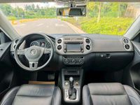 Voiture d'occasion 2016 2017 2018 Volkswagen Tiguan 300TSI SUV Luxe 1.8T Turbo Toit ouvrant panoramique Sièges en cuir Spacieux et bien équipés