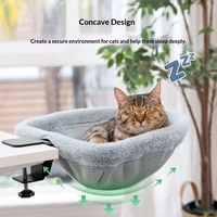 Lit pour chat à fixer sur le bureau, perchoir pour chat pivotant à 360 degrés, lit suspendu en peluche semi-circulaire pour économiser de l'espace, pour la maison et le bureau