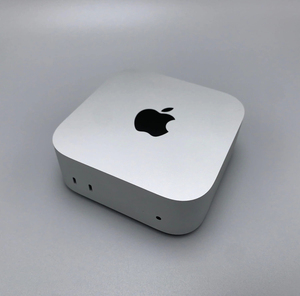 Mac Mini 2024 d'occasion, 16 Go de RAM, 256 Go de SSD, 99% neuf, en aluminium recyclé, haute performance, 16 Go de RAM - Product Image 1