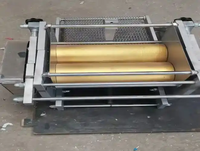 Machine automatique pour la fabrication de tortillas mexicaines à base de farine de maïs.