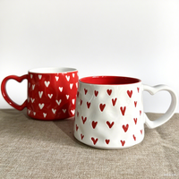 Tasse en céramique sérigraphiée à la main avec poignée en forme de cœur, tasse en céramique avec logo personnalisé pour la Saint-Valentin avec boîte-cadeau, tasses en céramique vente en gros