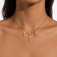 Collier en acier inoxydable résistant au ternissement avec pendentif multicouche en forme de goutte d'eau, orné de zircons colorés et de perles, idéal pour le quotidien