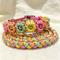 Ensemble collier et laisse pour chien personnalisé, collier pour animaux de compagnie tressé à la main avec fleurs pour chiens de petite, moyenne et grande taille