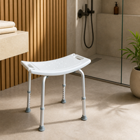 Équipement de sécurité pour la salle de bain, chaise de douche légère en aluminium antidérapante confortable pour les personnes âgées, tabouret de douche pour adultes
