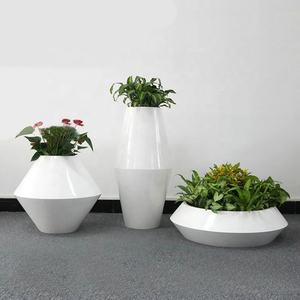 Ensemble de pot de fleurs en forme de cône symétrique en fibre de verre moderne Décoration de jardin sur pied élégante - Product Image 4