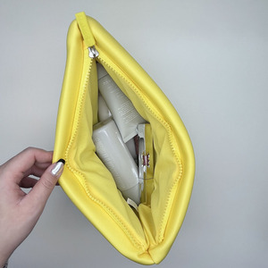 Sac cosmétique matelassé en néoprène avec logo personnalisé pochette <span class=keywords><strong>de</strong></span> maquillage étanche organisateur <span class=keywords><strong>de</strong></span> voyage <span class=keywords><strong>trousse</strong></span> <span class=keywords><strong>de</strong></span> <span class=keywords><strong>toilette</strong></span> pour dames cadeau Promotion - Product Image 6