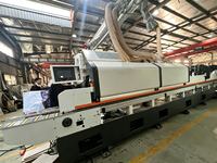 Centre de cintrage d'arc à alimentation continue pour la production en série de portes d'armoires
