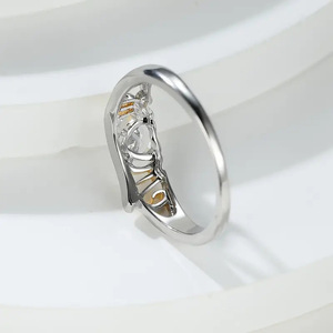 Anello con zirconi a forma di cuore per donna, elegante regalo per la festa della mamma, gioielli alla moda da indossare ogni giorno - Product Image 3