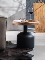 Table basse ronde en bois massif de style minimaliste moderne avec base en métal noir, élégante et sophistiquée, meuble de salon mobile