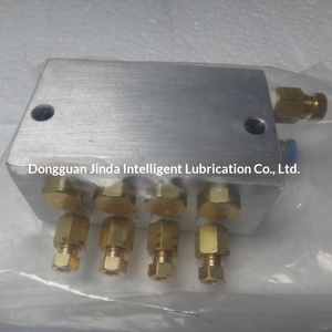 Distributeur volumétrique d'huile et de gaz à tête hexagonale femelle, pour lubrification et dilution d'huile, Zhenrong Chenying Taiwan - Product Image 2