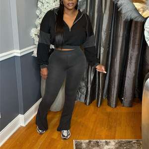 Ensemble mode femme : haut court à capuche à manches longues et pantalon évasé côtelé moulant pour le printemps - Product Image 3