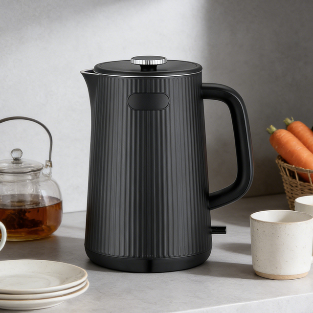 1.7L Plastic Electric Household Kettle Large Capacity 220V Plastic Electric Kettle 1500W Automatic Shut off KE23017