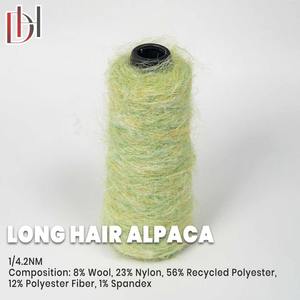 Fil d'alpaga à poils longs 1/4.2NM, 8% <span class=keywords><strong>laine</strong></span> mélangée à du polyester recyclé, moelleux et brossé, fantaisie - Product Image 1