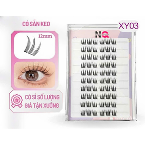 Extensions de cils individuels Meecil Lashes NQ en soie de cachemire naturelle, longues et plumeuses, préfabriquées, sur carte de 100 - Product Image 1