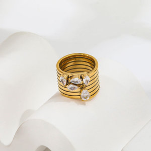 Anello in Acciaio Inossidabile con Zirconia Pavé, Impermeabile, di Alta Qualità, Stile Moda, per Donna - Product Image 3