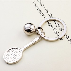 Juego de Llaveros Deportivos de Moda 2026 - Fútbol, Baloncesto, Bádminton, Tenis, Bolos, <span class=keywords><strong>Ping</strong></span> <span class=keywords><strong>Pong</strong></span>, Llavero Metálico con Logotipo Personalizado - Product Image 6