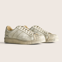 Chaussures de sport décontractées rétro à bout coquille personnalisées en gros pour hommes, baskets en cuir véritable respirantes et confortables, chaussures blanches pour couple