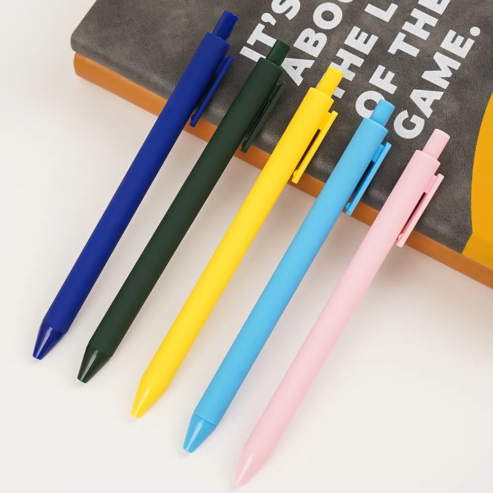 Pena pulpen berputar plastik LOGO kustom Laser cahaya LED kreatif grosir dengan Stylus sentuh untuk hadiah alat tulis