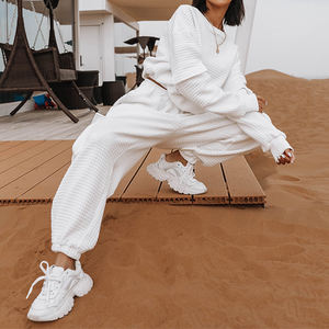 860 sweat à capuche personnalisé automne dernière conception sweats à capuche à manches longues surdimensionné haut court survêtement <span class=keywords><strong>avec</strong></span> poche 2 pièces ensemble de sweat à capuche pour les femmes - Product Image 5