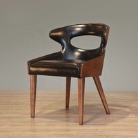 Ensemble de table et de chaises de salle à manger de style nordique moderne, chaises de luxe légères pour restaurant, chaises de salle à manger en bois et en cuir noir