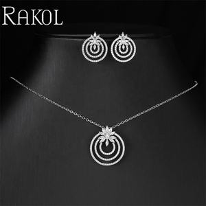 RAKOL SP3503 Pendientes de moda en forma de anillo para mujer Collar con colgante Conjunto de joyería de circonia chapada en oro - Product Image 2