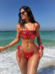 Nuevo Conjunto de <span class=keywords><strong>Bikini</strong></span> Sexy con Lentejuelas 2026 para Mujer, Top de Tirantes Finos, Traje de Baño de Dos Piezas con Tanga de Corte Alto y Lazos Laterales - Product Image 1