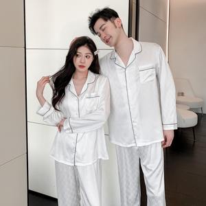 ชุดนอนคู่รัก แขนยาว ผ้าซาตินเนื้อนุ่ม สำหรับฤดูร้อน ชุดนอนผู้หญิง ผู้ชาย ชุดลำลอง - Product Image 1