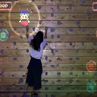 Magic Race Jeu d'escalade intérieur interactif Projection immersive pour enfants Installation de parc d'attractions encourageant le plaisir compétitif