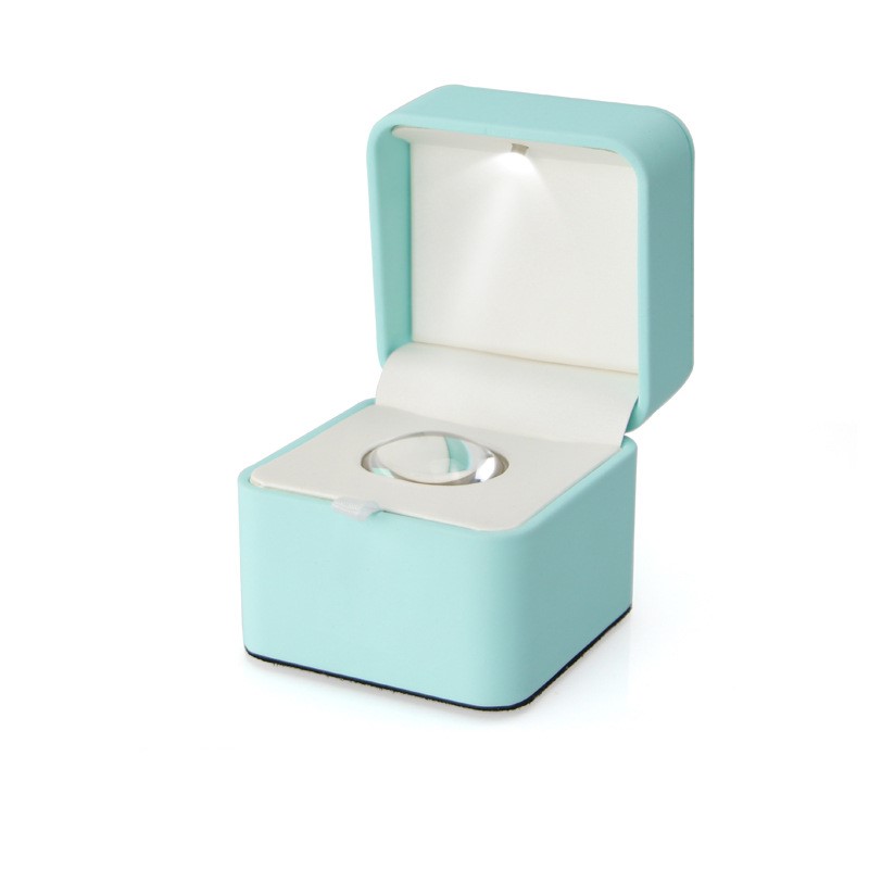 Cyan box(7*7*7cm)