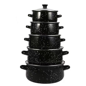 Juego de Cocina de 5 Piezas de <span class=keywords><strong>Hierro</strong></span> <span class=keywords><strong>Fundido</strong></span> Diseño Moderno Olla Cacerola Esmaltada con Revestimiento Cerámico Logo Personalizable para Uso Doméstico - Product Image 5