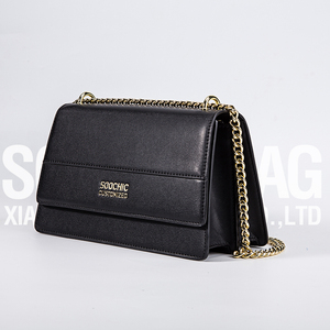 Robe <span class=keywords><strong>Soochic</strong></span> personnalisée en cuir noir mat petite chaîne sac à rabat sac à bandoulière avec chaîne gourmette coulissante bandoulière pour les femmes - Product Image 1