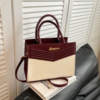Sac bandoulière élégant et décontracté, passe-partout, collection Printemps 2026, design haut de gamme, style européen, fermeture éclair simple, en polyester, forme carrée